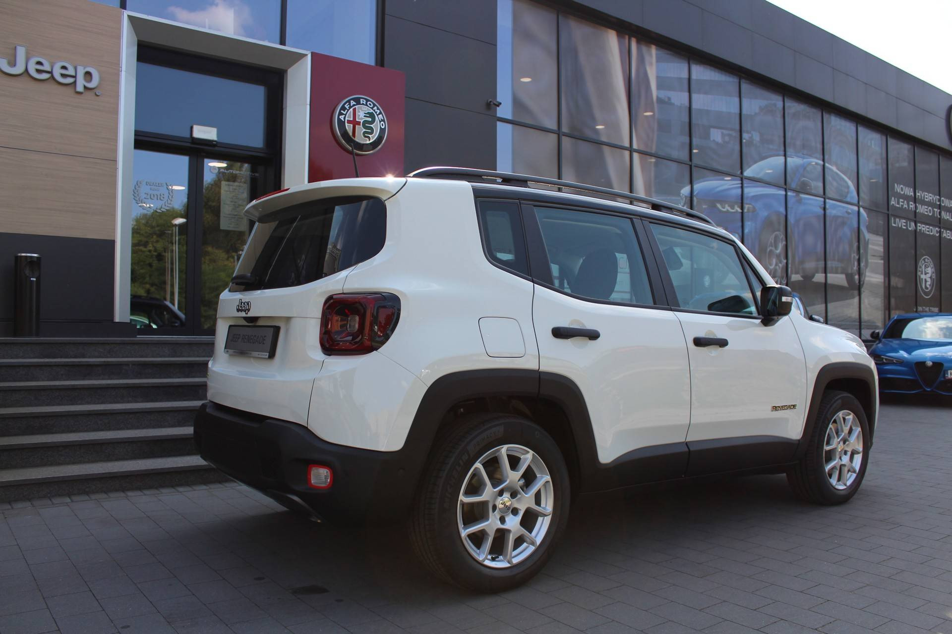 Jeep RENEGADE e-Hybrid MY24 Renegade_3