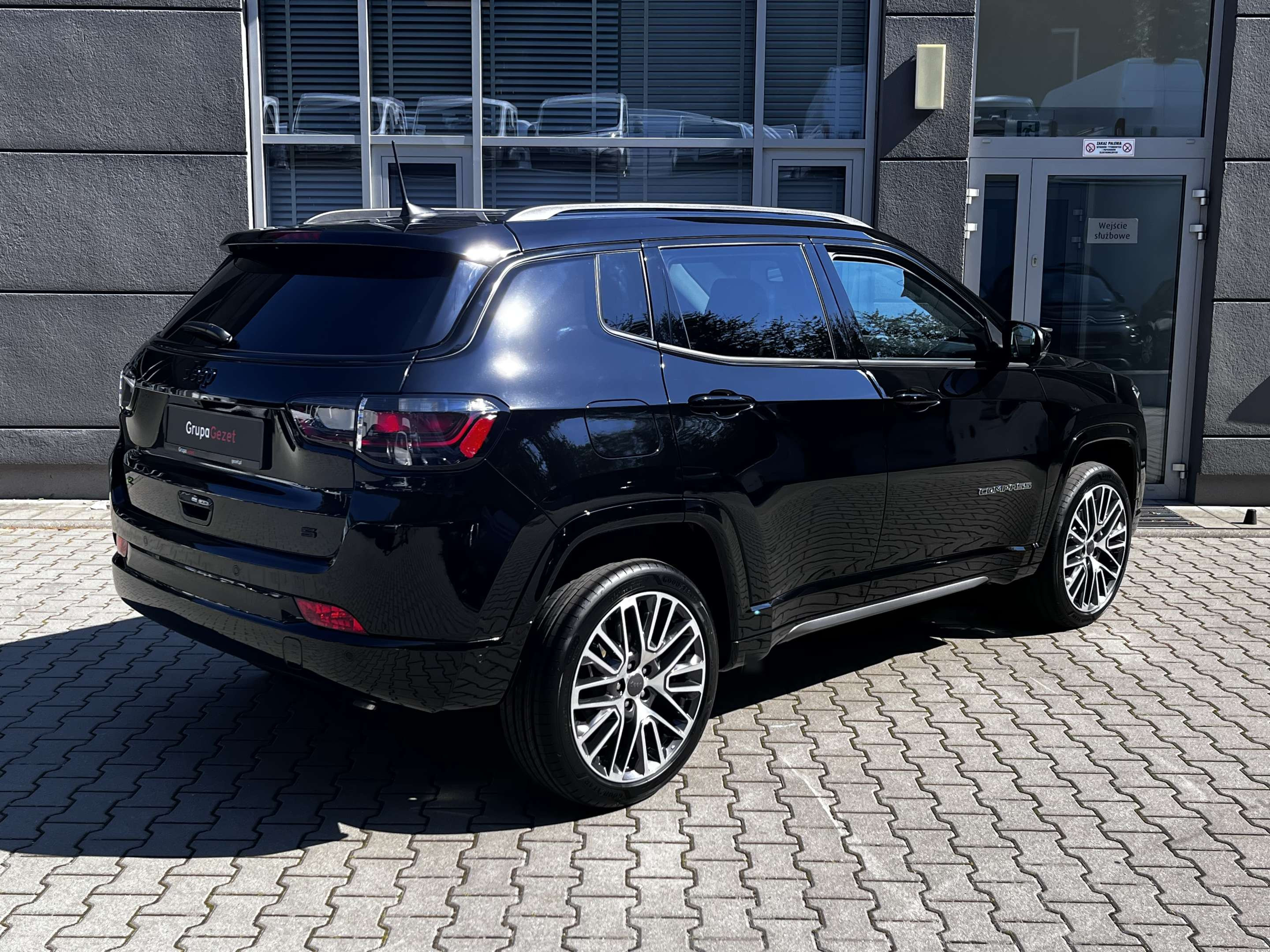 Jeep COMPASS e-Hybrid MY24 Summit_4