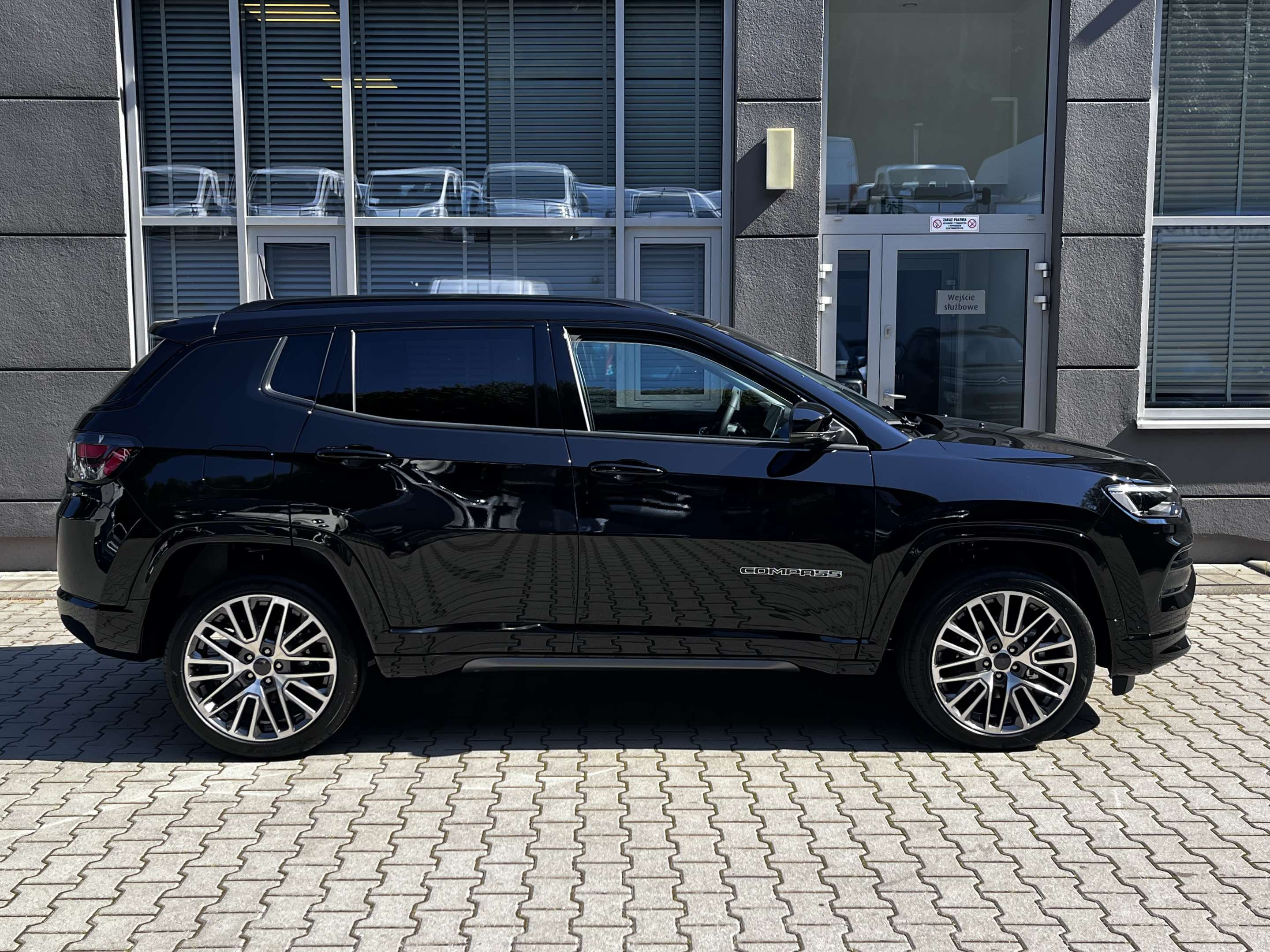 Jeep COMPASS e-Hybrid MY24 Summit_2